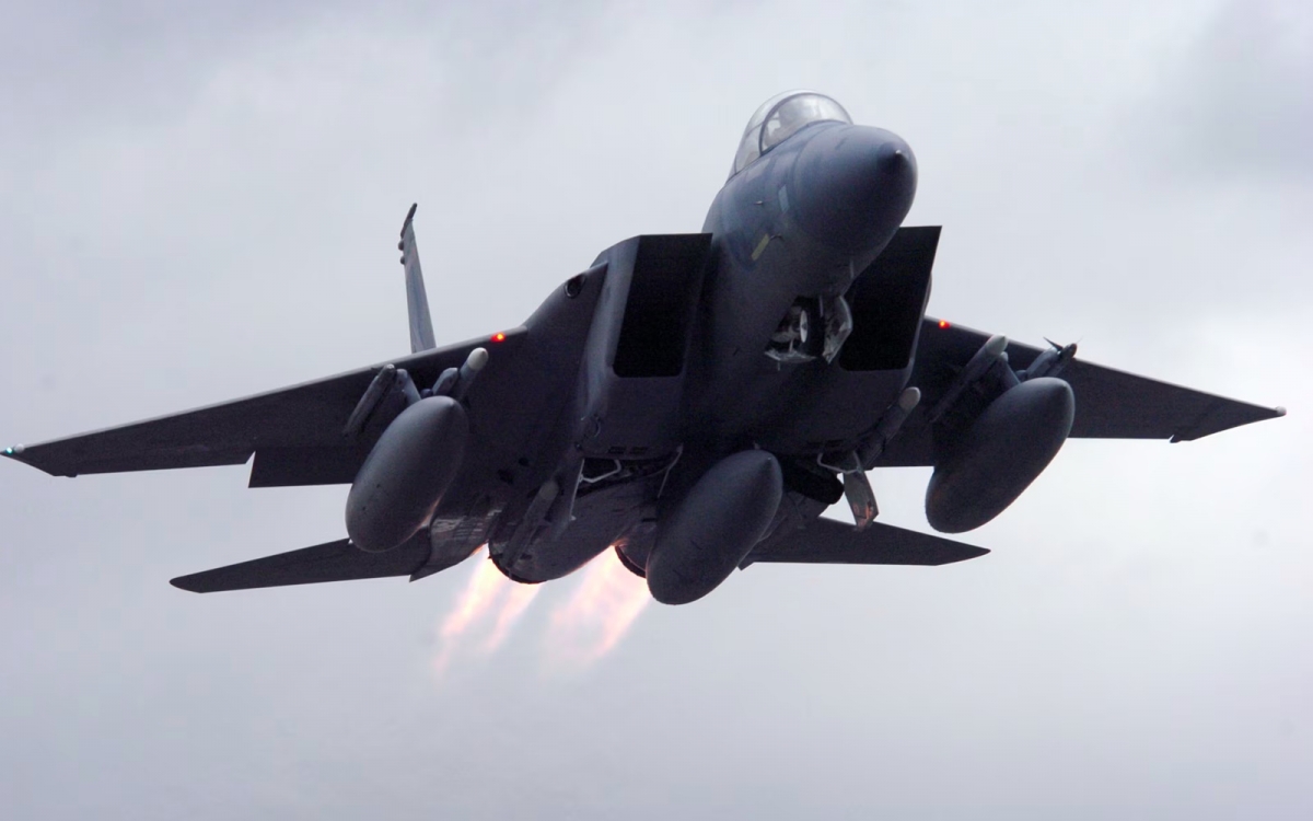 Toàn cảnh quốc tế sáng 5/4: Iran tiết lộ cách “săn lùng” máy bay Mỹ